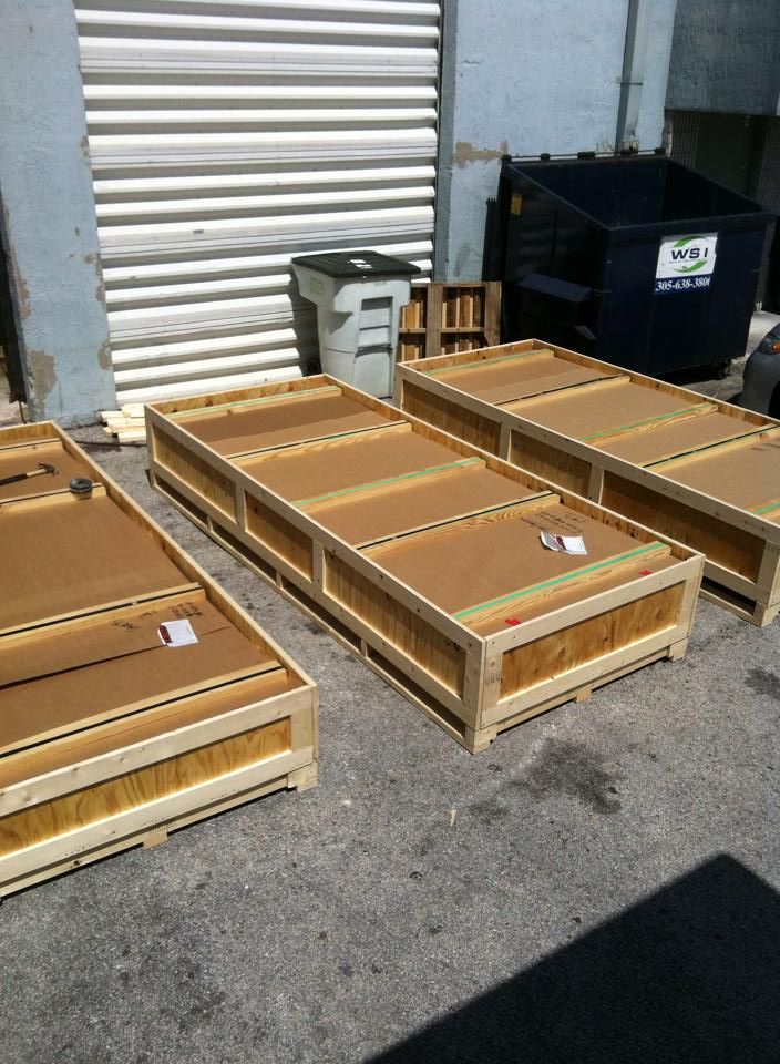 custom pallets for shipping