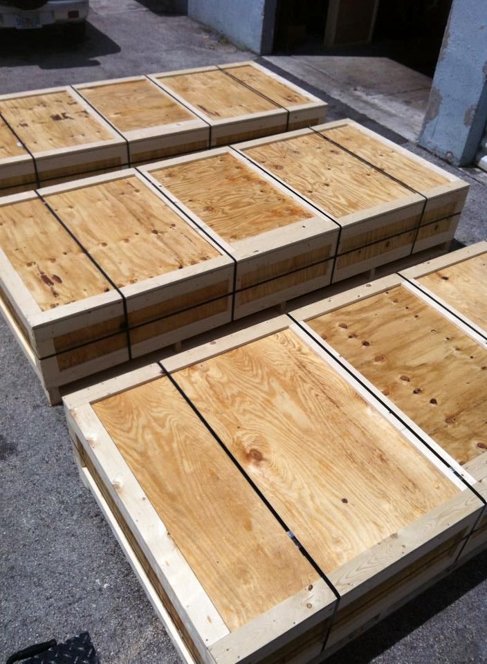 custom pallets & skids