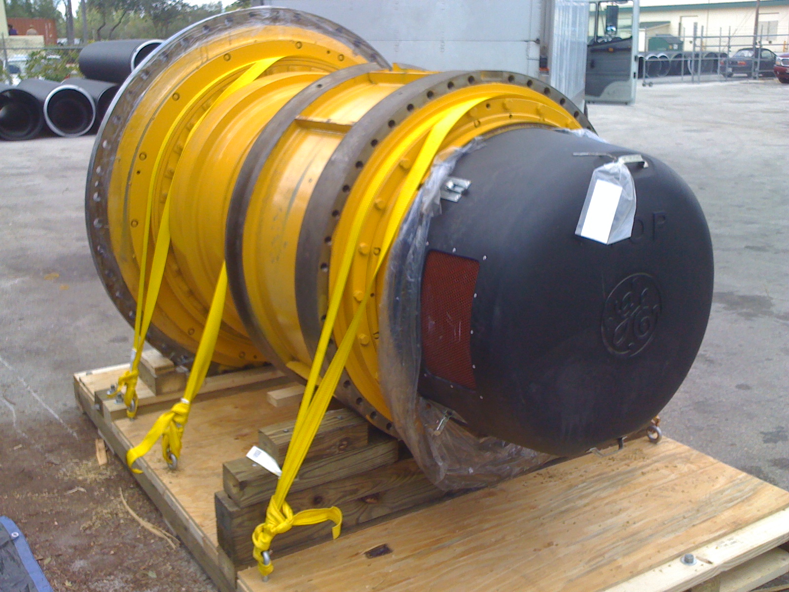 heavy machinery custom crating for shipping